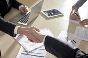 代理店へのリスティング運用代行依頼時に手数料より注意すべき9観点